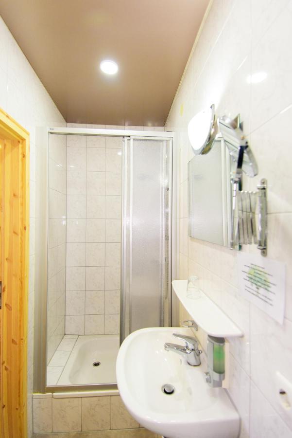 Hotel Bohn Metzingen  Dış mekan fotoğraf