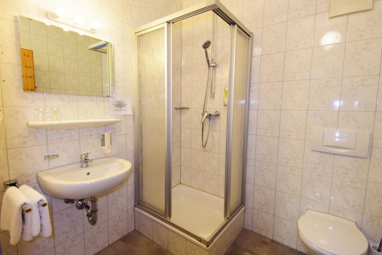 Hotel Bohn Metzingen  Dış mekan fotoğraf