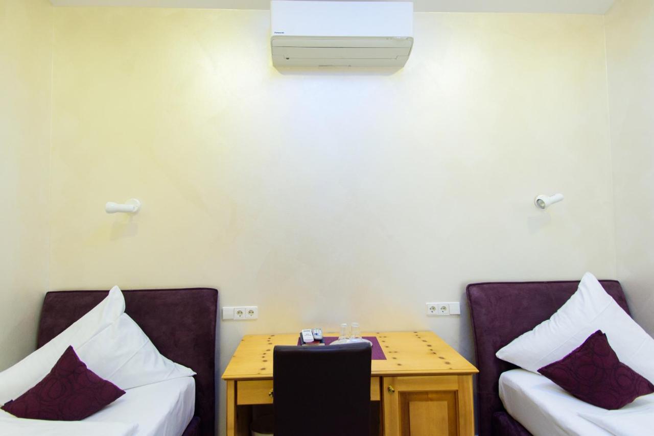 Hotel Bohn Metzingen  Dış mekan fotoğraf