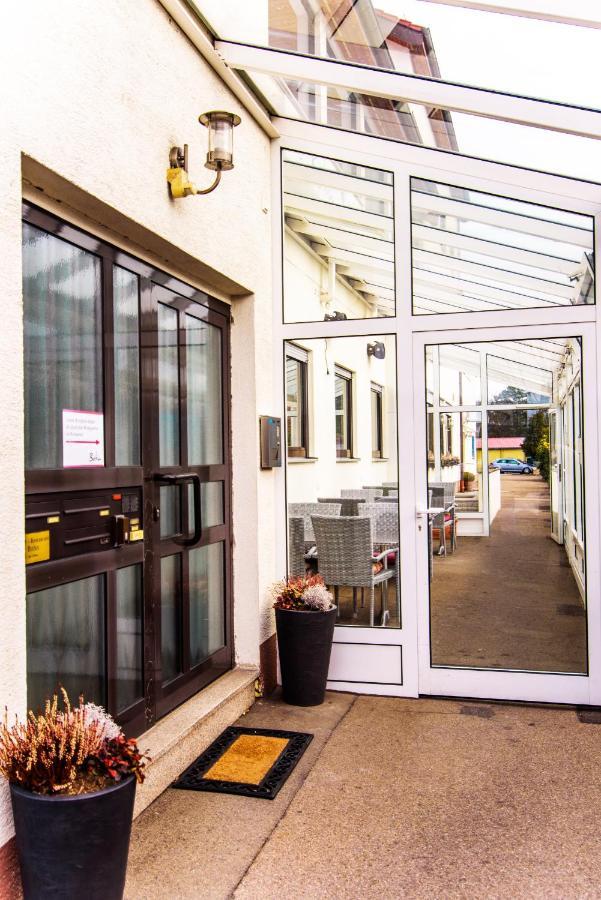Hotel Bohn Metzingen  Dış mekan fotoğraf